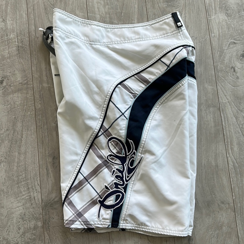 O’Neil swim trunks. White. Size 32 waist
